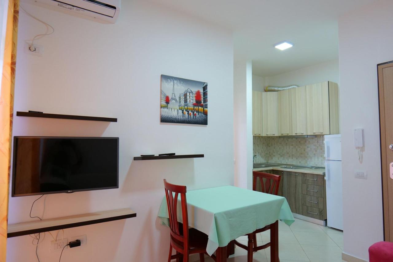 Almare Apartments Vlore Luaran gambar