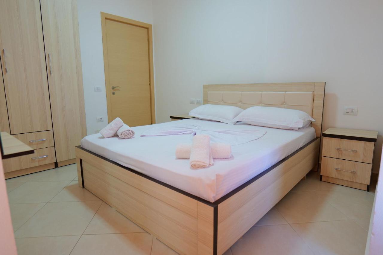 Almare Apartments Vlore Luaran gambar